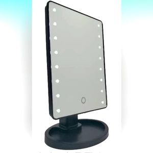 Makeup mirror with 16 LED lights - 4AA batteries needed